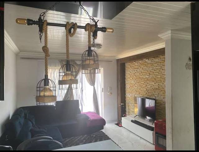 2 BEDROOM CLUSTER FOR SALE IN WITPOORTJIE